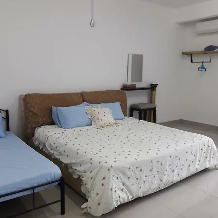 Tampoi Homestay Johor Bahru Exterior photo