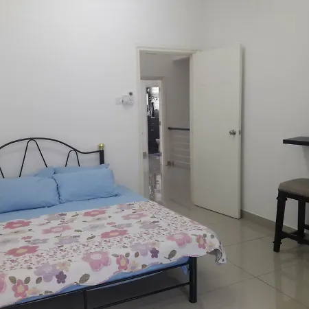 Tampoi Homestay Johor Bahru Exterior photo